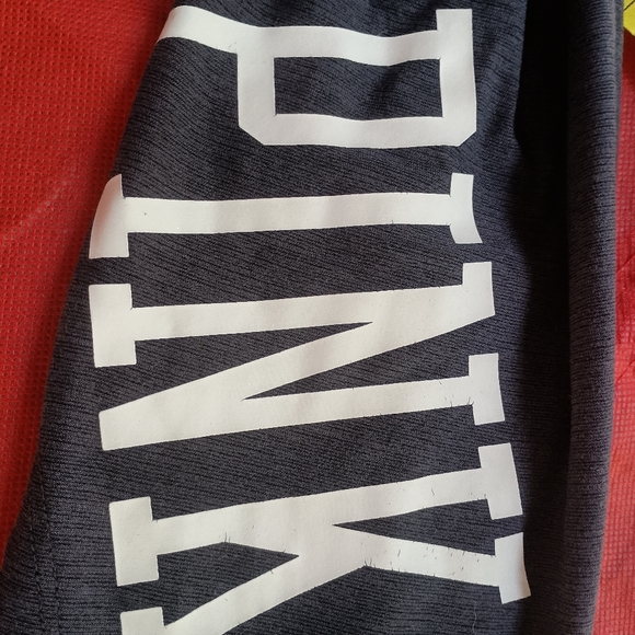 PINK Victoria's Secret Gray Leggings for Everyday Comfort - Picture 6 of 13